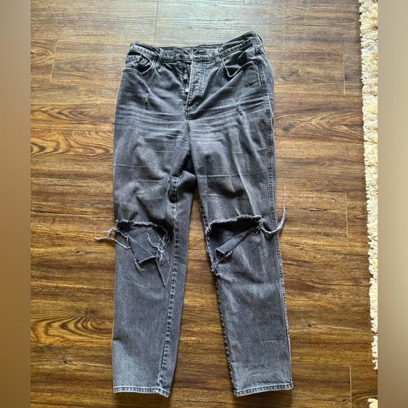 Lucky Brand - High Rise Mom Jeans. Black. 12/31 - Picture 2 of 3